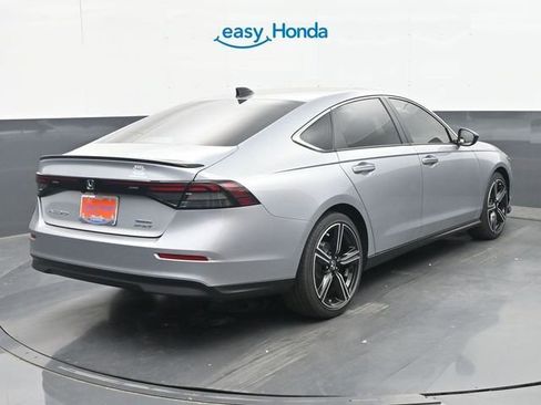 Used 2025 Honda Accord Sport image 7