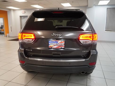 Used 2016 Jeep Grand Cherokee Limited AWD/4WD image 9