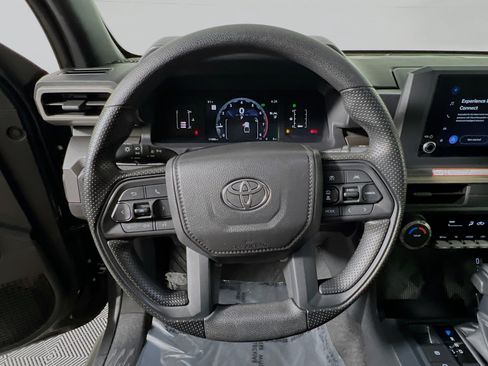 Used 2025 Toyota Tacoma SR5 RWD image 18