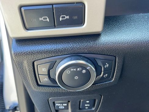 Used 2017 Ford F150 Lariat AWD/4WD image 20