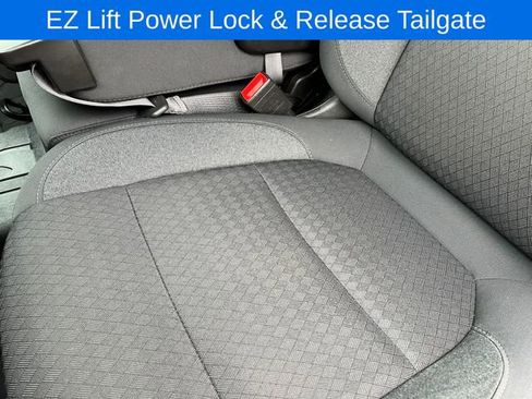 Used 2022 Chevrolet Silverado 1500 LT image 18