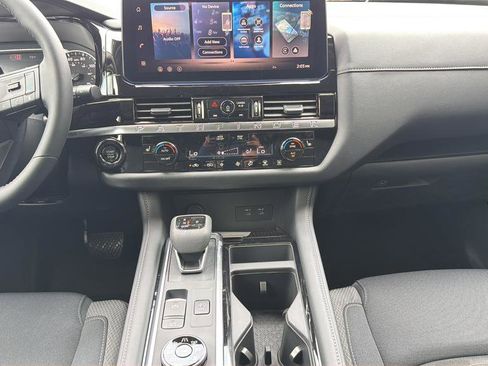 New 2026 Nissan Pathfinder SV AWD/4WD image 8