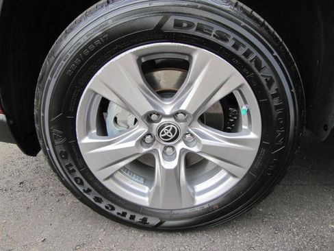 Used 2024 Toyota RAV4 LE image 14