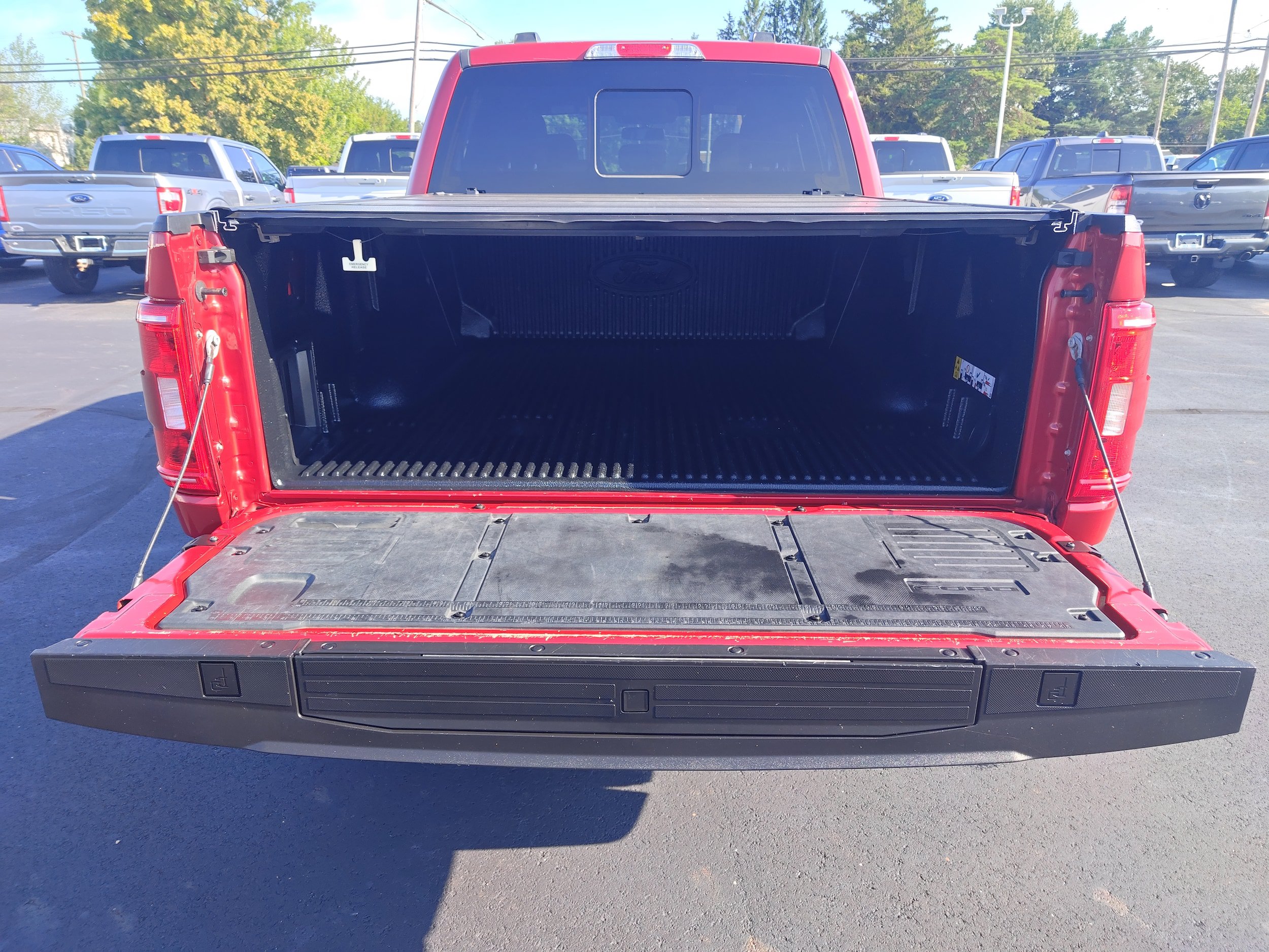 Used 2021 Ford F150 XLT w/ Equipment Group 302A High AWD/4WD image 9