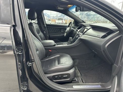Used 2013 Ford Taurus SHO image 22
