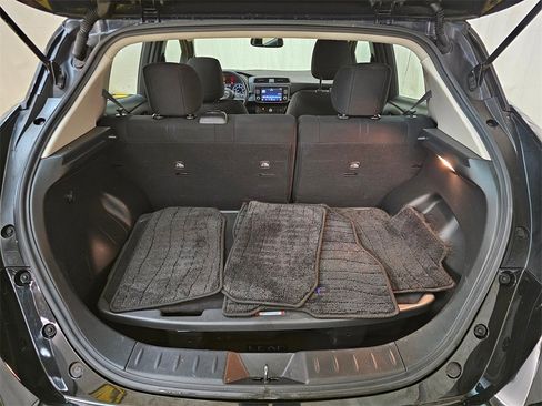 Used 2019 Nissan Leaf SV Plus w/ SV Plus Technology Package image 14