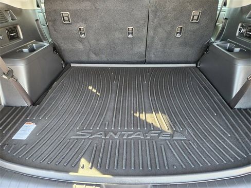 Used 2025 Hyundai Santa Fe Limited image 31