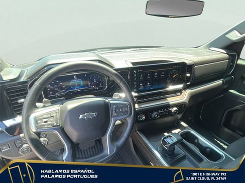 Used 2024 Chevrolet Silverado 1500 RST w/ Z71 Off-Road Package AWD/4WD image 14