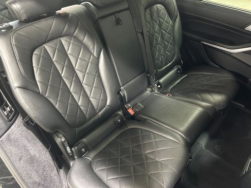 Used 2023 BMW X7 xDrive40i w/ Premium Package image 17