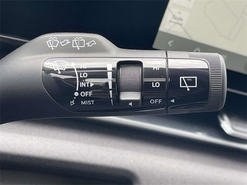 New 2026 Kia Carnival EX image 34