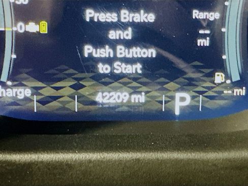 Used 2023 Jeep Wrangler Unlimited w/ Cold Weather Group AWD/4WD image 19