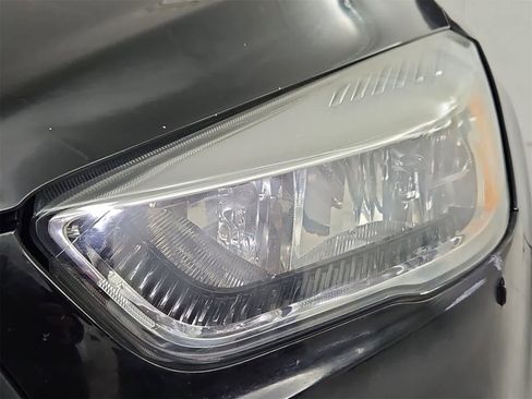 Used 2017 Ford Escape S image 10