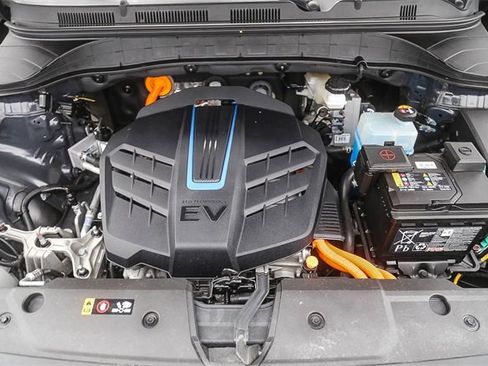 Certified 2022 Hyundai Kona Limited image 31