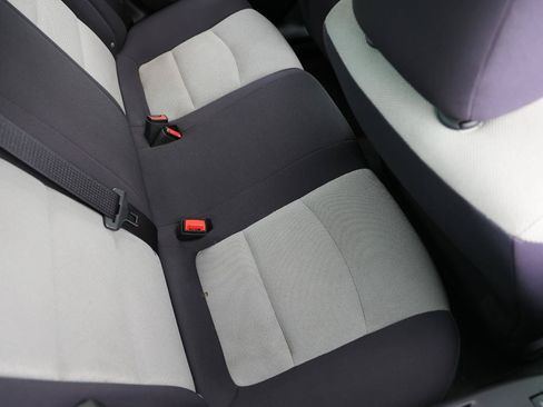 Used 2015 Chevrolet Cruze L FWD image 12