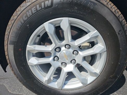 Used 2023 Chevrolet Silverado 1500 LT image 72