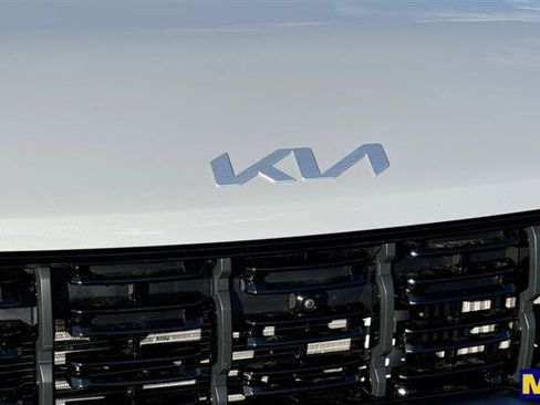 Used 2024 Kia Sorento SX image 35