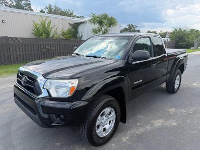 Used 2015 Toyota Tacoma 4x4 Access Cab w/ SR5 Package