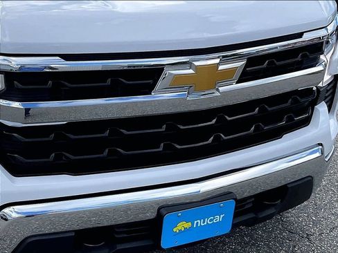 Used 2024 Chevrolet Silverado 1500 LT AWD/4WD image 32