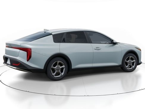New 2026 Kia K4 LXS image 6