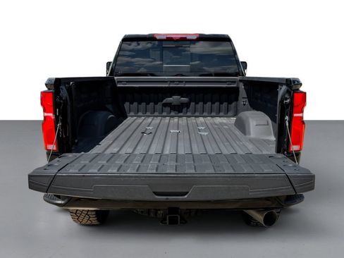 Used 2025 Chevrolet Silverado 2500 ZR2 w/ Technology Package AWD/4WD image 62