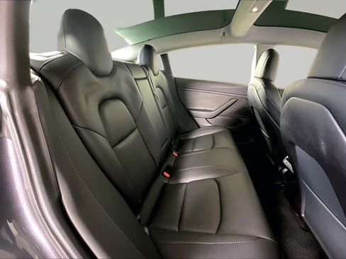 Used 2019 Tesla Model 3 image 27
