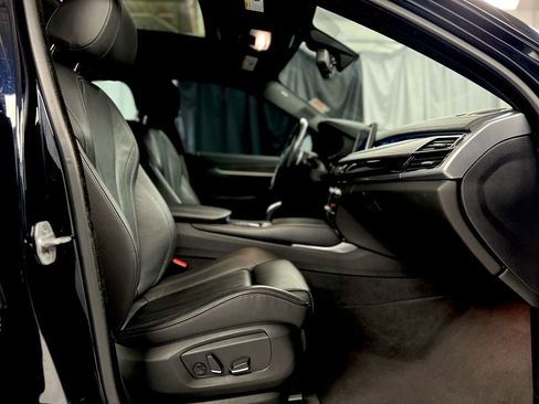 Used 2019 BMW X6 xDrive35i w/ M Sport Package image 22