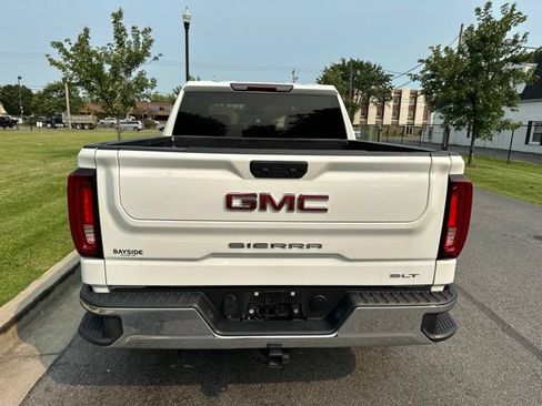 Used 2025 GMC Sierra 1500 SLT AWD/4WD image 18
