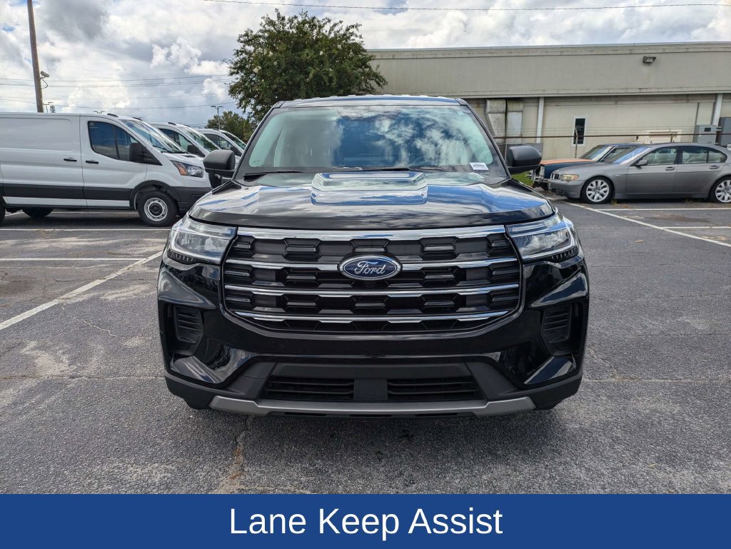 Certified 2026 Ford Explorer Active RWD image 9