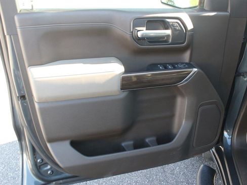 Used 2019 Chevrolet Silverado 1500 LT w/ All-Star Edition AWD/4WD image 14