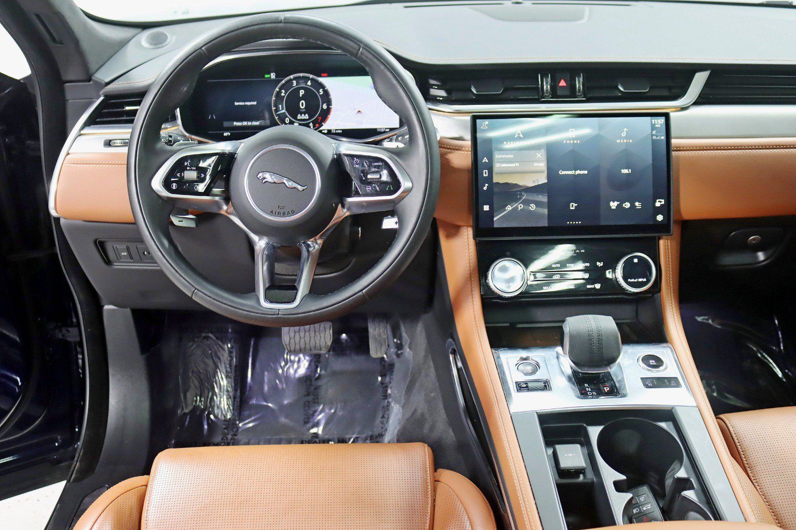 Used 2025 Jaguar F-PACE R-Dynamic S AWD/4WD image 15
