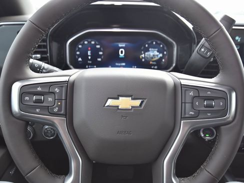 New 2026 Chevrolet Silverado 2500 LTZ w/ LTZ Convenience Package image 14