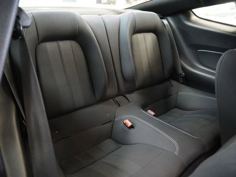 Used 2019 Ford Mustang Coupe w/ Equipment Group 101A RWD image 20