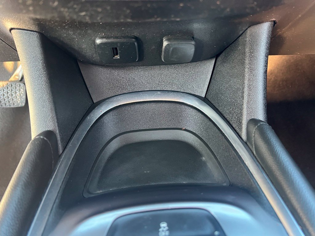 Used 2018 Chevrolet Malibu LT FWD image 30