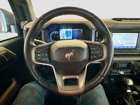 Used 2022 Ford Bronco Wildtrak AWD/4WD image 14