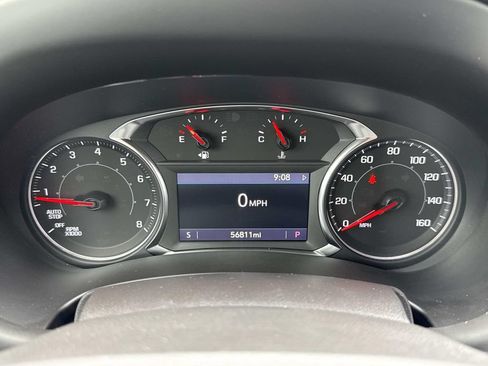 Used 2024 GMC Terrain SLT AWD/4WD image 12