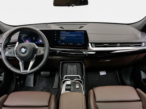 Used 2025 BMW X2 xDrive28i image 19