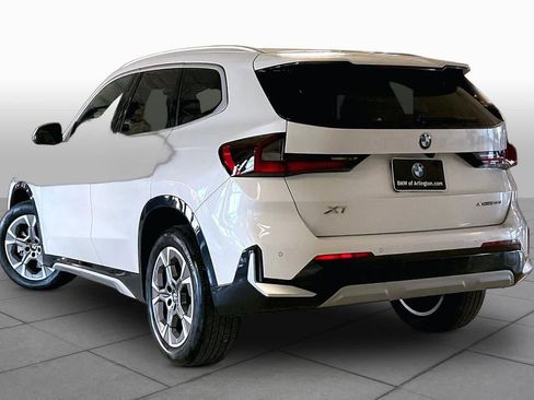 Used 2025 BMW X1 xDrive28i AWD/4WD image 11