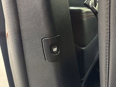 Used 2019 Dodge Grand Caravan GT FWD image 26