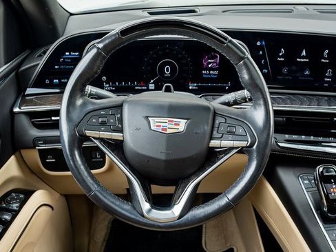 Certified 2022 Cadillac Escalade Premium Luxury image 10