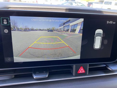 New 2026 Kia Carnival EX FWD image 11