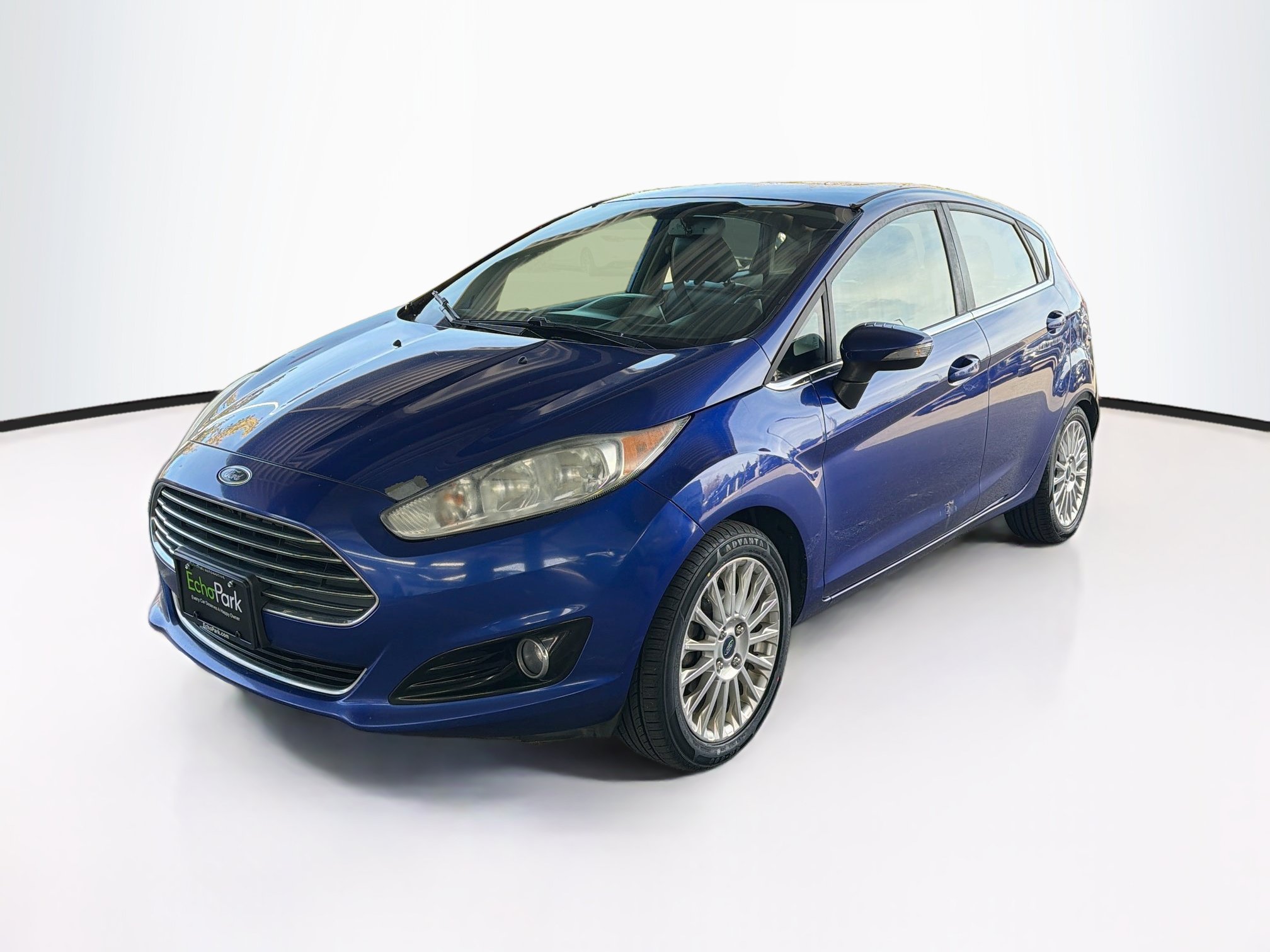 Used 2015 Ford Fiesta Titanium FWD image 3