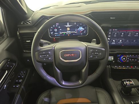 Certified 2024 GMC Sierra 1500 AT4 w/ Technology Package AWD/4WD image 14