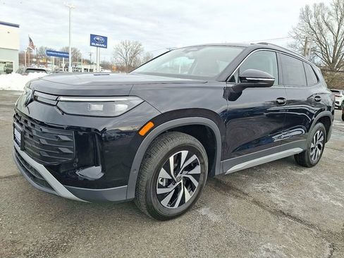 New 2026 Volkswagen Tiguan S image 2