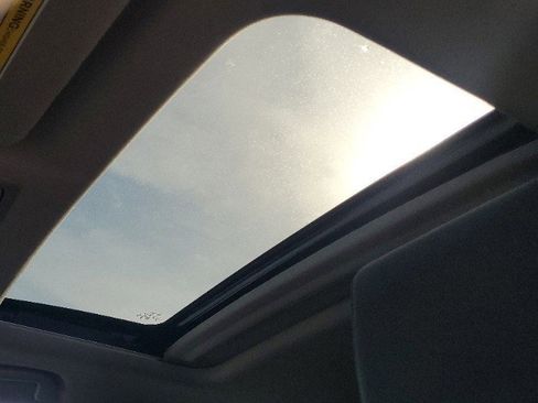 Used 2022 Honda CR-V EX-L image 29