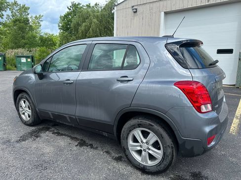 Used 2020 Chevrolet Trax LS FWD image 13
