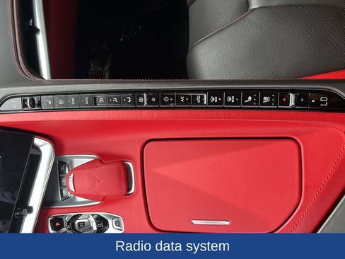 Used 2021 Chevrolet Corvette Stingray Premium Conv w/ Z51 Performance Package image 14