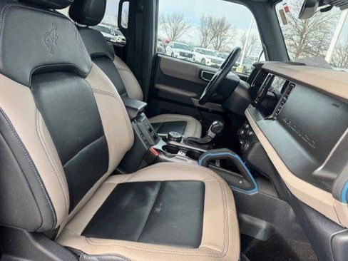 Used 2023 Ford Bronco Wildtrak AWD/4WD image 28