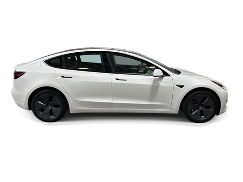 Certified 2023 Tesla Model 3 Standard Range RWD image 7