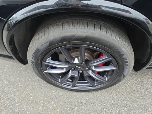 Used 2018 Dodge Durango SRT w/ SRT Interior Appearance Group AWD/4WD image 9