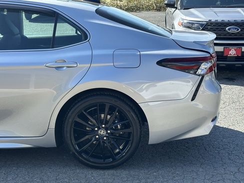 Used 2023 Toyota Camry XSE image 38